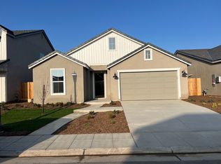 1041 Mill Rd W, Madera, CA 93636