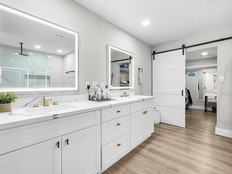 8202 Argentina St — Photo 21