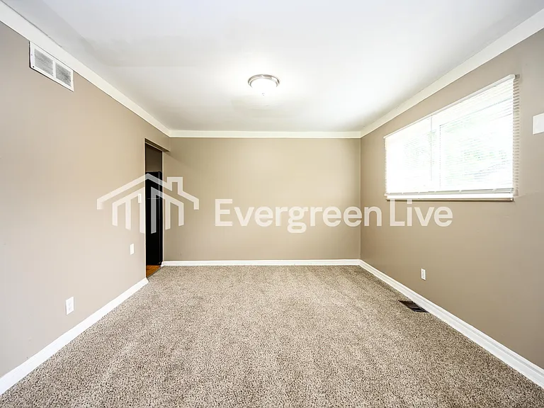 8968 Mockingbird Ln — Photo 5