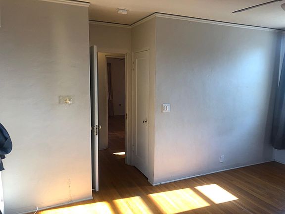 2nd image of 2653 Eucalyptus Ave