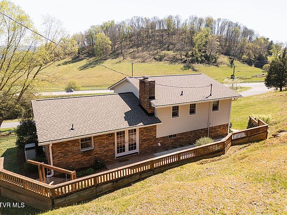 4th image of 424 Old Watauga Rd
