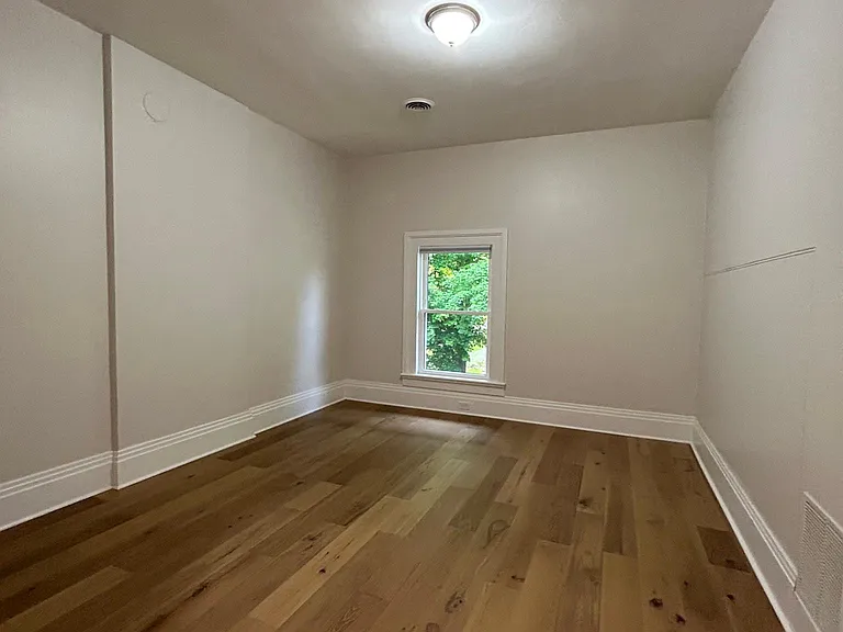 146 Maple Ave — Photo 10
