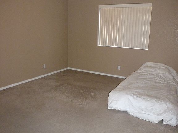 2nd image of 2558 Broadwater Dr