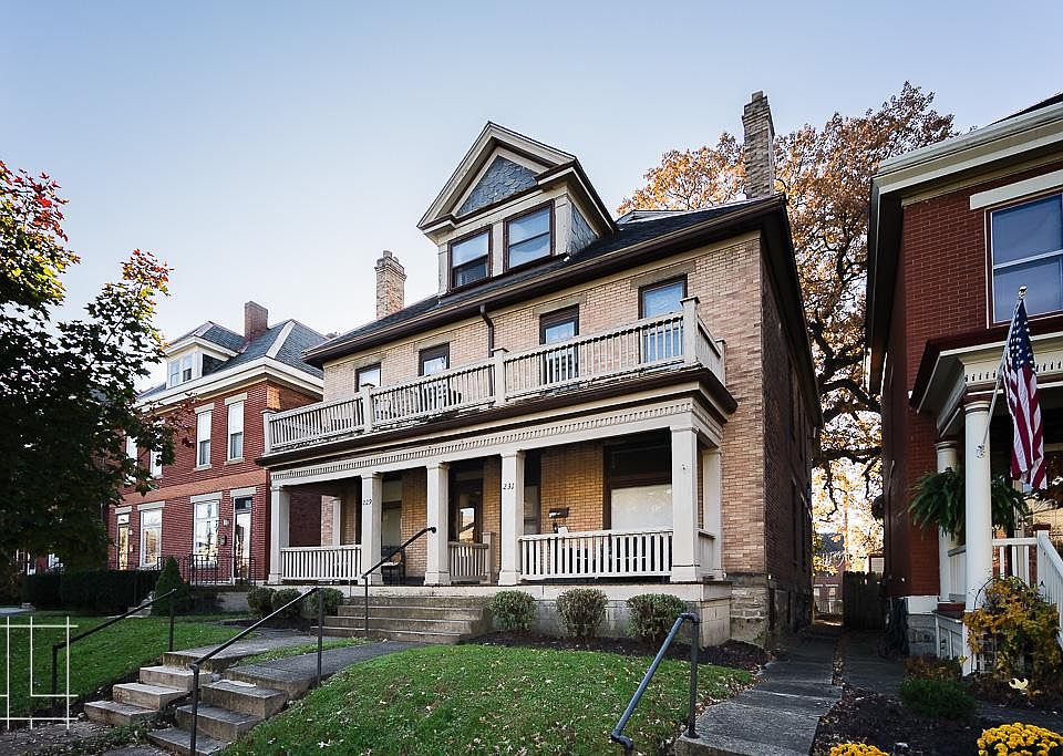 1st image of 229 W 1st Ave #231