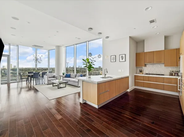 2727 Kirby Dr APT 12C, Houston, TX 77098