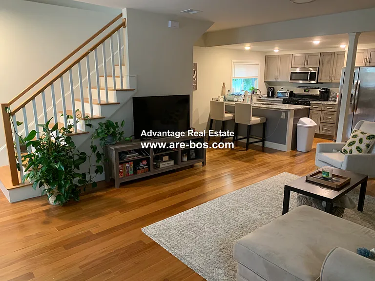 260 Salem St #2 — Photo 1
