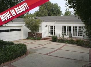 15 Hitching Post Dr, Rolling Hills, CA 90274
