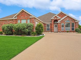 225 Brookdale Dr, Midlothian, TX 76065