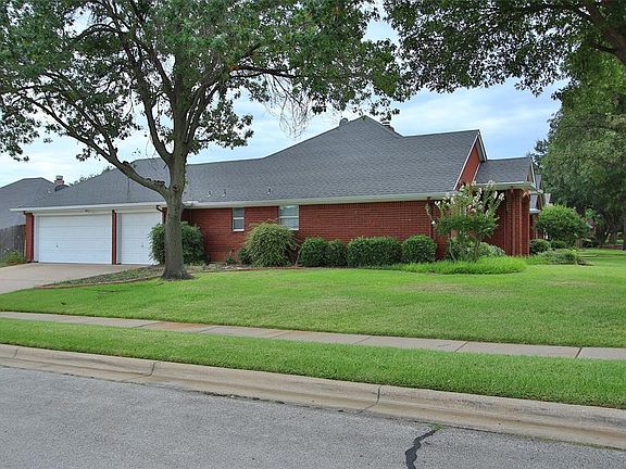 2nd image of 7524 Orchard Ct