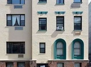 479 Clinton Ave #4B, Brooklyn, NY 11238