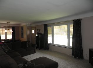 1150 Maple Dr, Parma, OH 44134