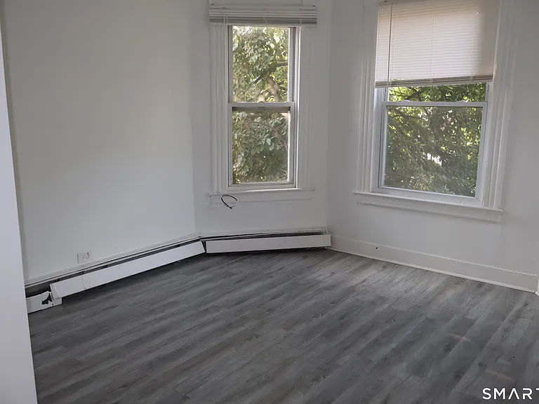37-39 Elliott St #2R — Photo 4