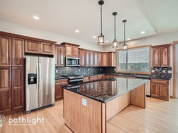 3rd image of 17707 Panorama Blvd