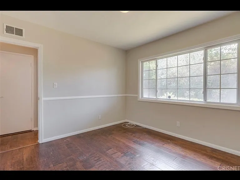 7913 Royer Ave — Photo 12