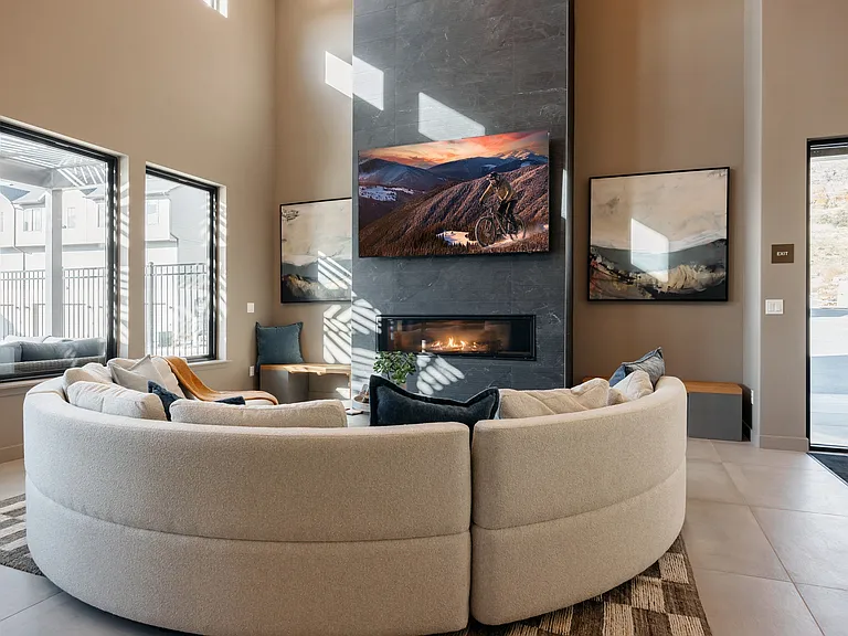 Enduro Townhomes — Photo 17