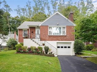 73 Truesdale Dr, Croton On Hudson, NY 10520