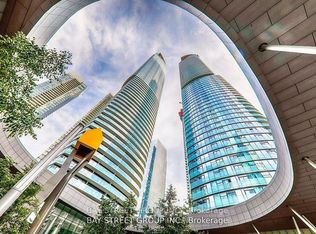 14 York St #2602, Toronto, ON M5J 0B1