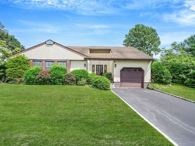 43 Forte Avenue, Medford, NY, 11763