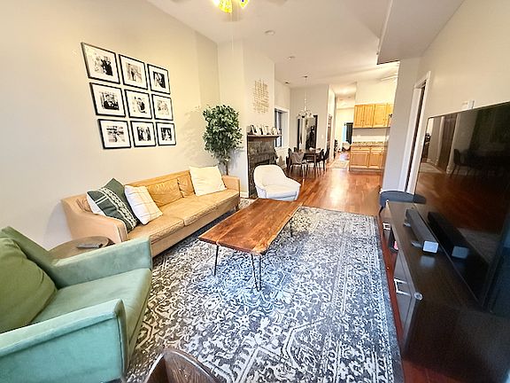 4th image of 2125 W Potomac Ave #1