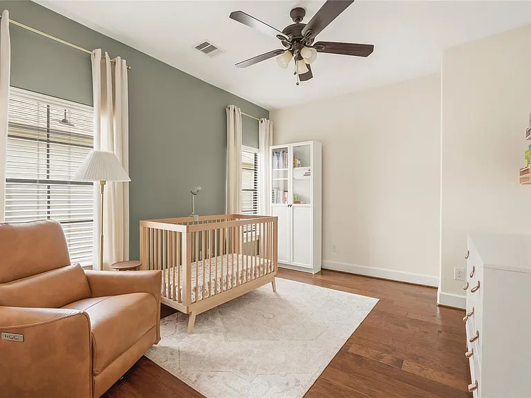 836 Garden Oaks Ter — Photo 21