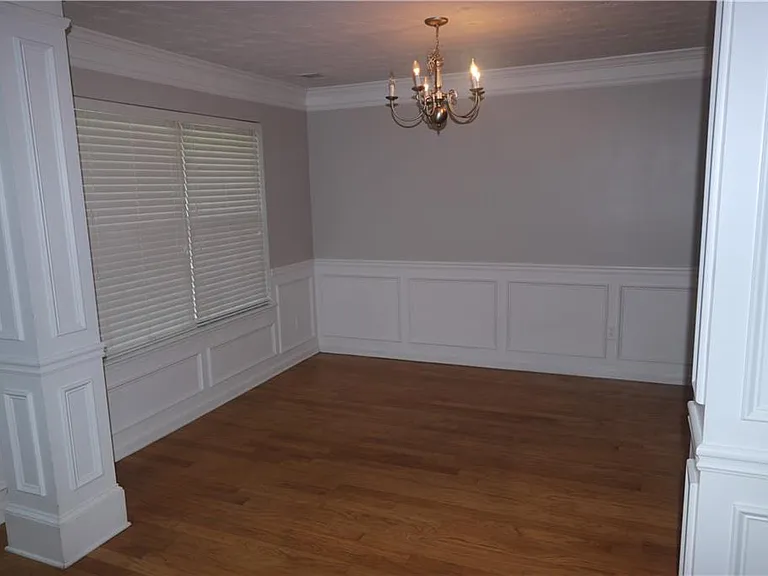 156 Shadowhill Ln — Photo 11