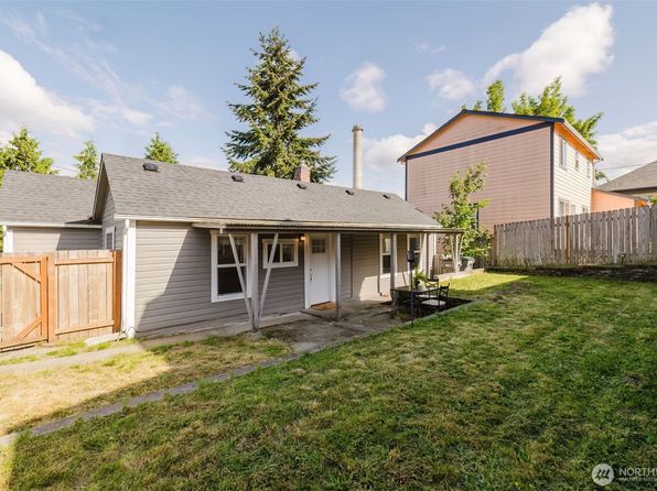 2911 Farragut Street, Bremerton, WA 98312