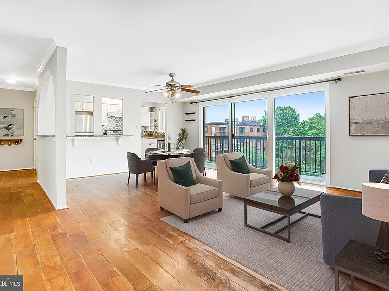 3240 S 28th St #303 — Photo 3