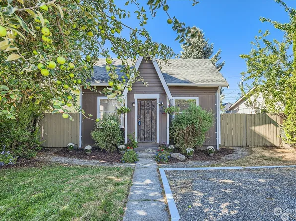 817 E 65th Street, Tacoma, WA 98404