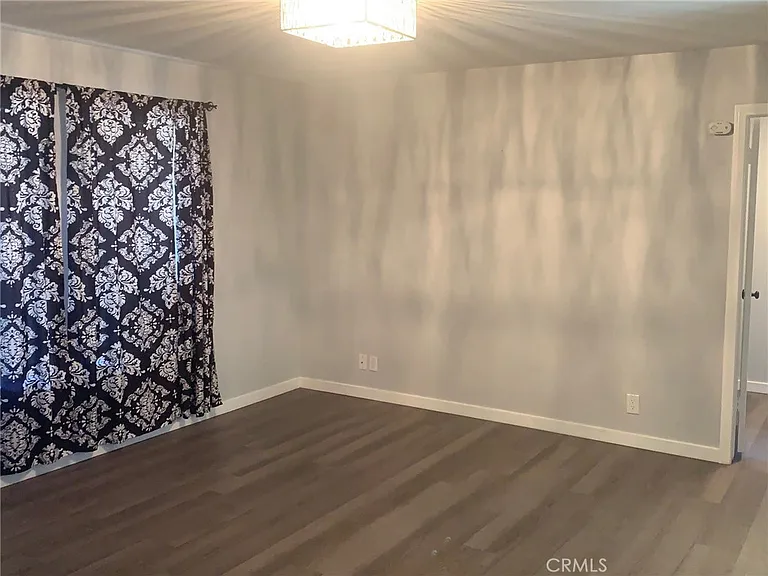 2114 Forbes Ave — Photo 14