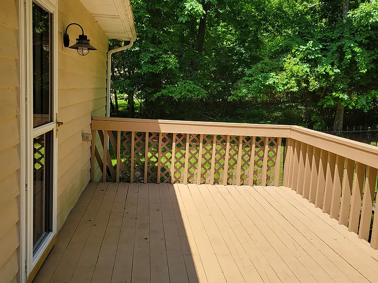 110 Hilton Ln — Photo 40