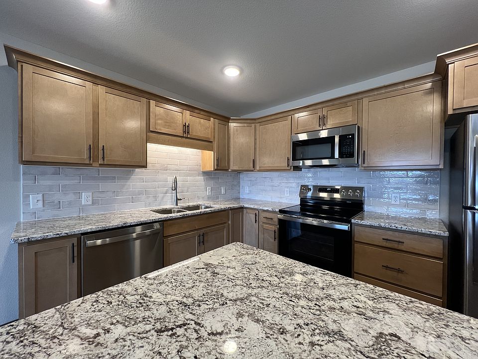 1st image of 4859 Woodland Park Dr #1
