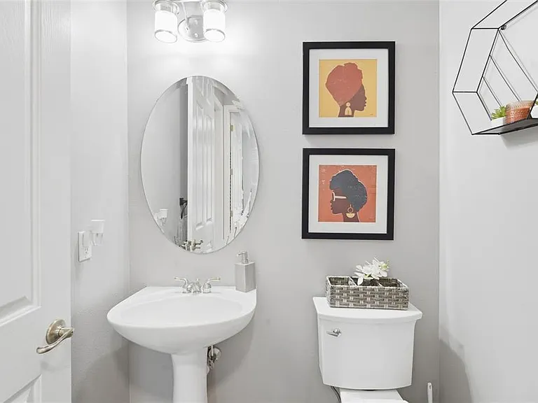 119 Elissar Dr — Photo 34