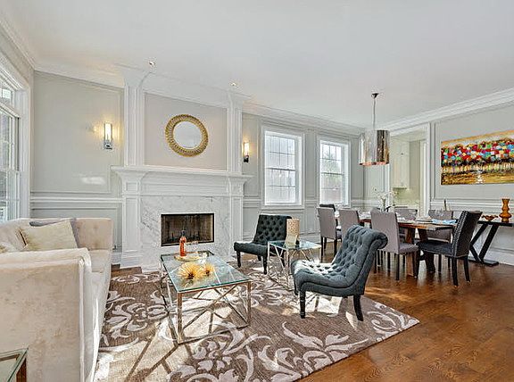 2nd image of 2149 W Berteau Ave #1
