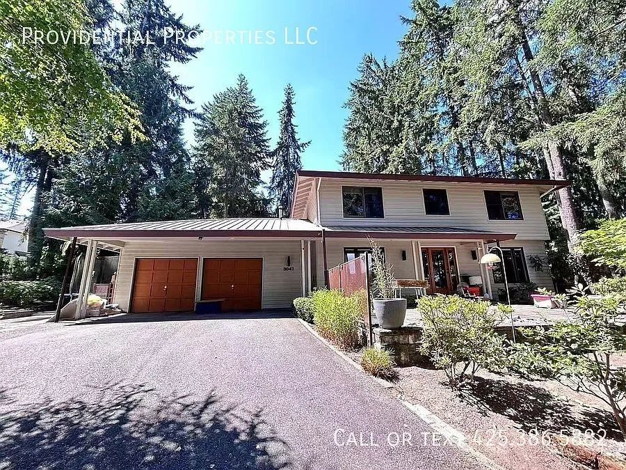 4 bed, 2.5 bath, 1800 sqft, $4,200 — Photo 1