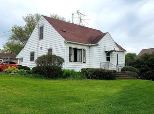 2205 Main St, Cross Plains, WI 53528