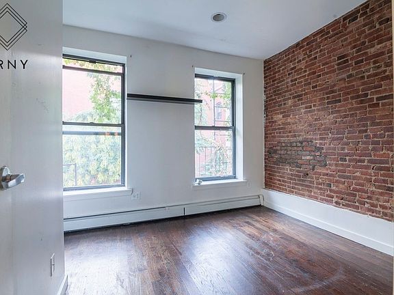 3rd image of 188 Tompkins Ave #2
