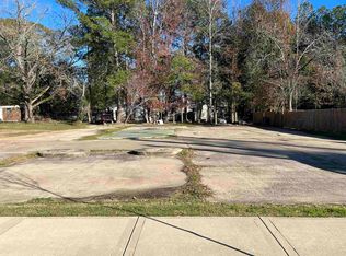 932 S Main St, Jasper, TX 75951