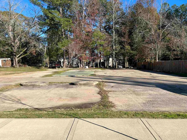 932 S Main St, Jasper, TX 75951