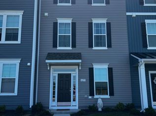 623 Hemsworth Ln, Winchester, VA 22601