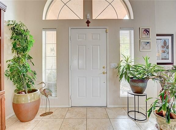 5th image of 942 Sarazen St