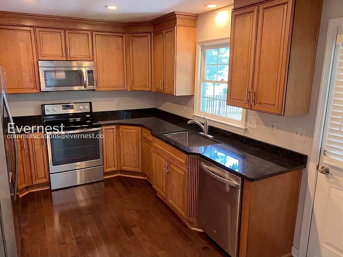 2316 Horsley Dr — Photo 4