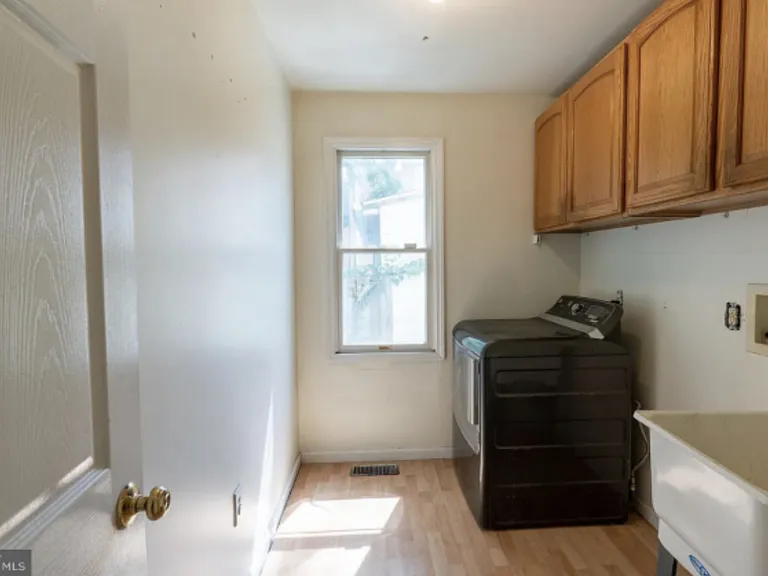 5749 Main St — Photo 4