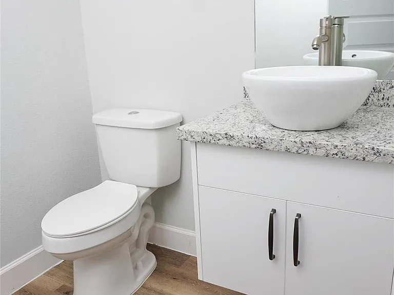 5036 Van Fleet St #A — Photo 5