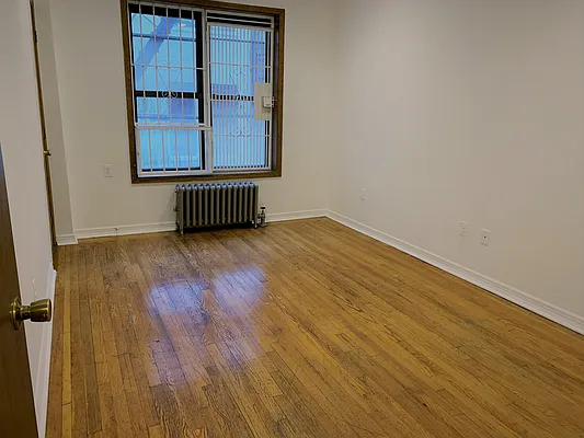 Rented by Joe Gotham LTD | media 18