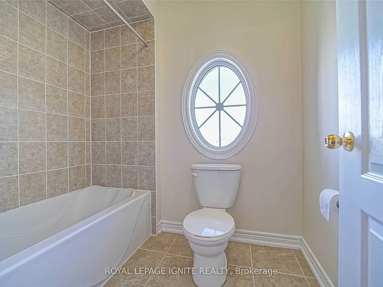 26 Ironshield Dr #UPPER — Photo 31