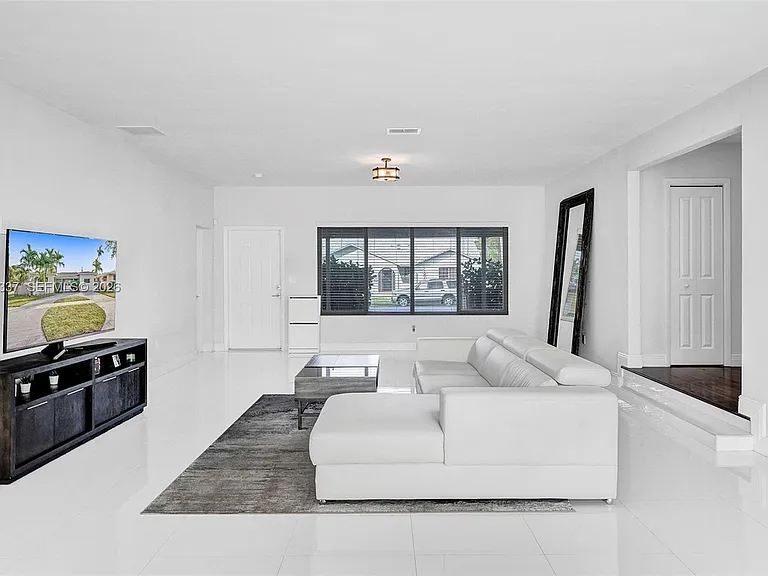1102 Meadowlark Ave — Photo 18