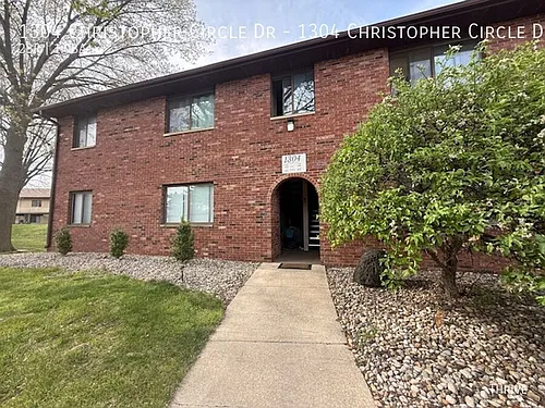 1304 Christopher Cir #1 Photo 1