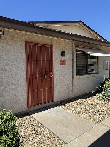 2330 W Belmont Ave #9 Photo 1