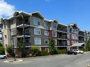 680 2nd Ave #403, Campbell River, BC V9W 3V2