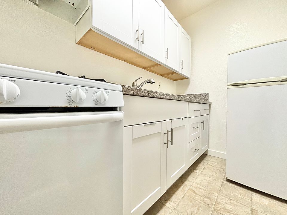 1st image of 639 S Cochran Ave APT 106